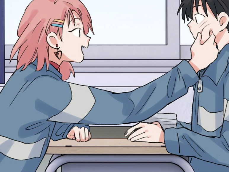 I Got Blackmailed by the Green Tea Bitch in Class: Tongtong pinches Lin Luxi’s cheek across the classroom desk