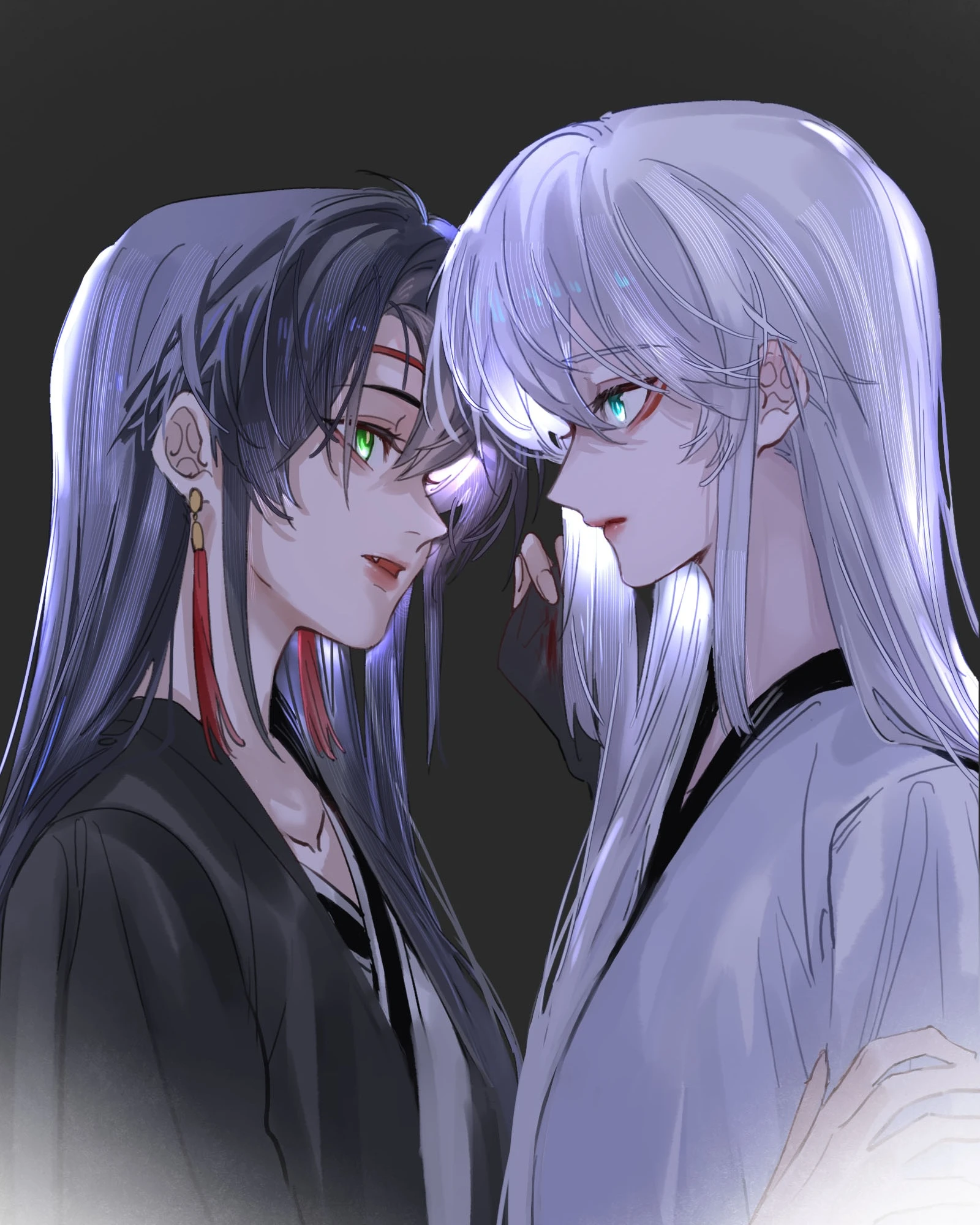 Lan Qinghe leans close to Ji Linxue