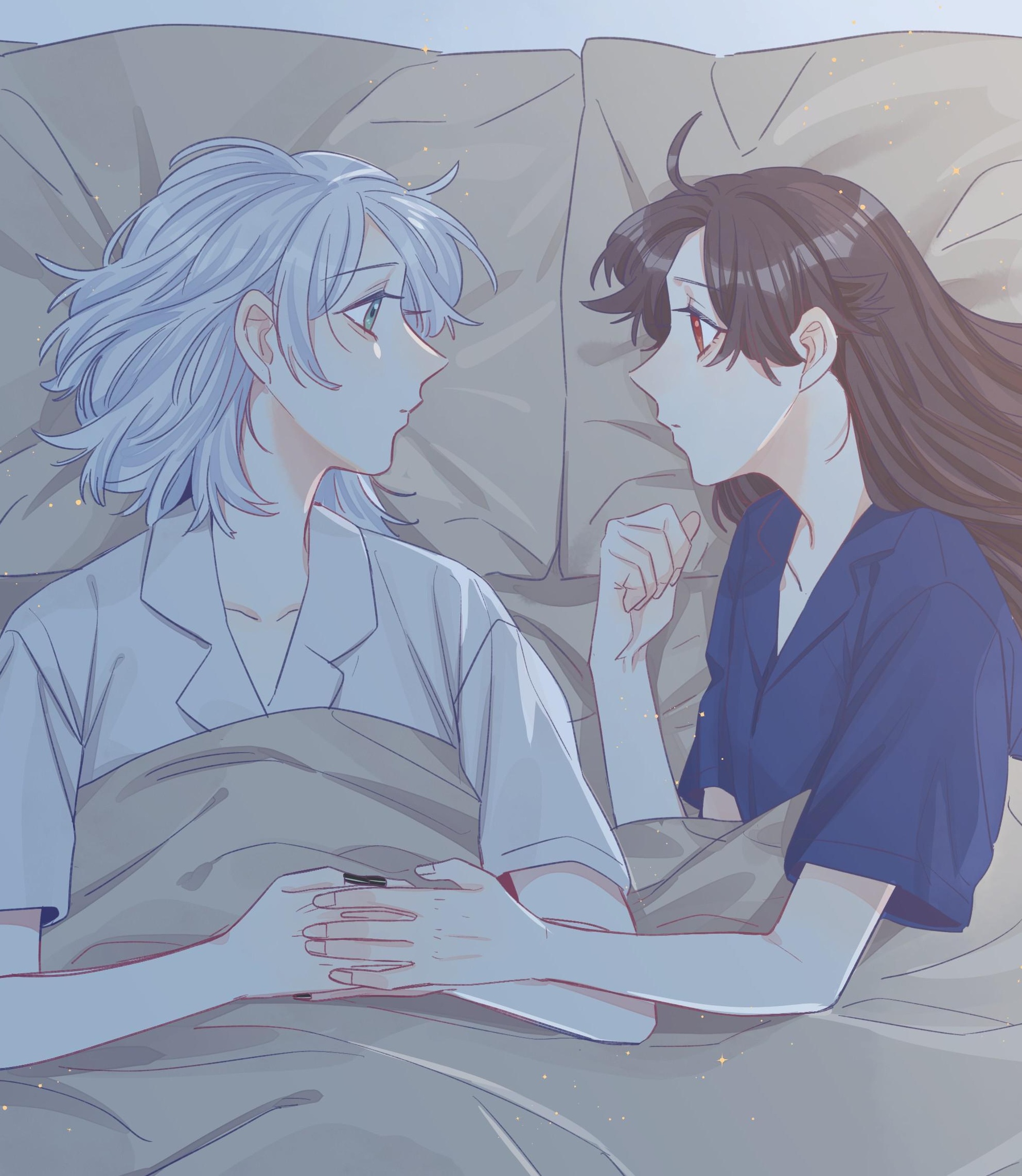 Zhou Yuanyou and Zhan Ying lying face to face in a soft nighttime Straight Girl Trap panel.